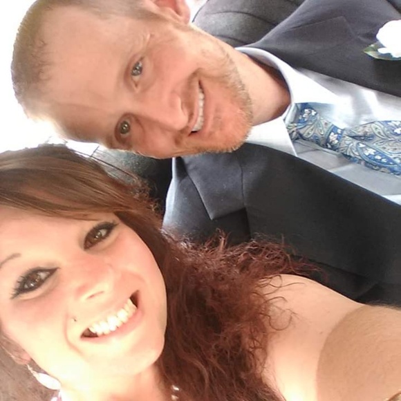 Meet your Posher, Amy - Picture 1 of 1